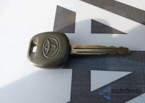 2006 Toyota Sienna Le z USA, uszkodzony, nr VIN 5TDZA23C16S586428